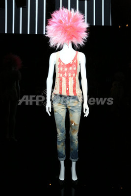 パンクとハイファッションの関係に迫る Nyで Punk Chaos To Couture 展 写真50枚 ファッション ニュースならmode Press Powered By Afpbb News