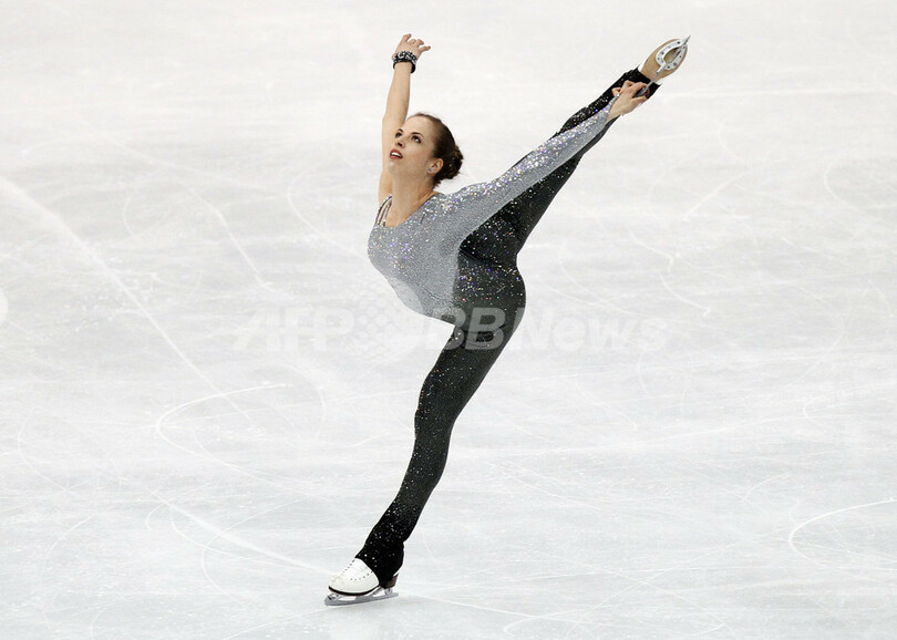 鈴木が銅メダル獲得、コストナーが初優勝 世界フィギュア