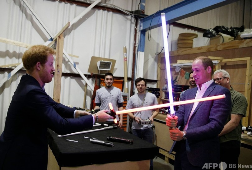 ヘンリー王子、インタビュー後に父・兄と会話 友人談