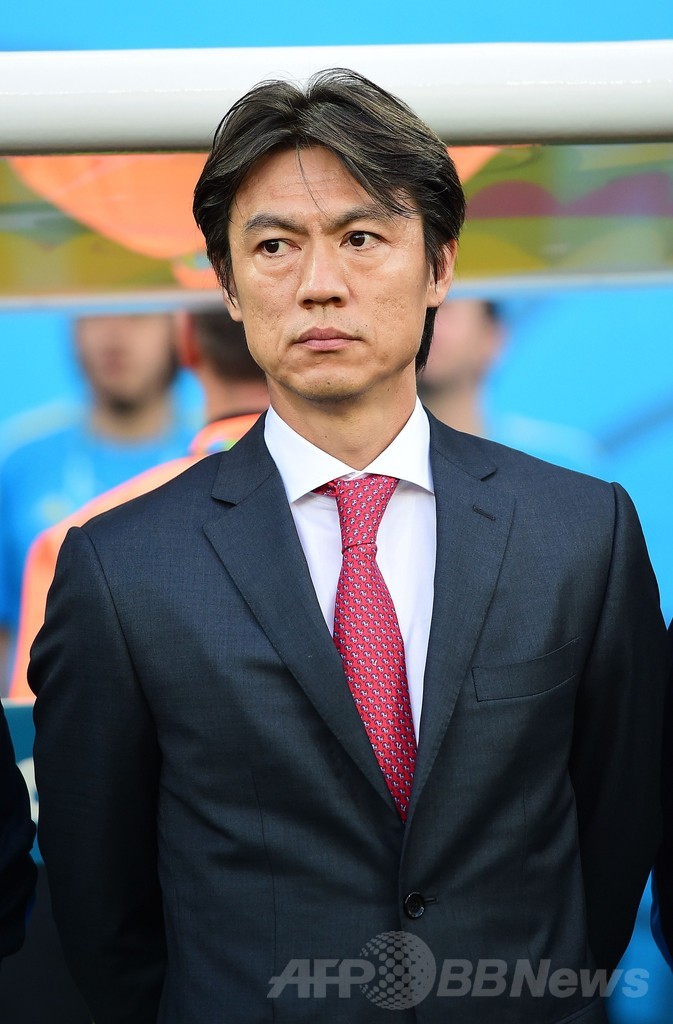 グループリーグ敗退の韓国代表 ホン ミョンボ監督が続投へ 写真1枚 国際ニュース Afpbb News