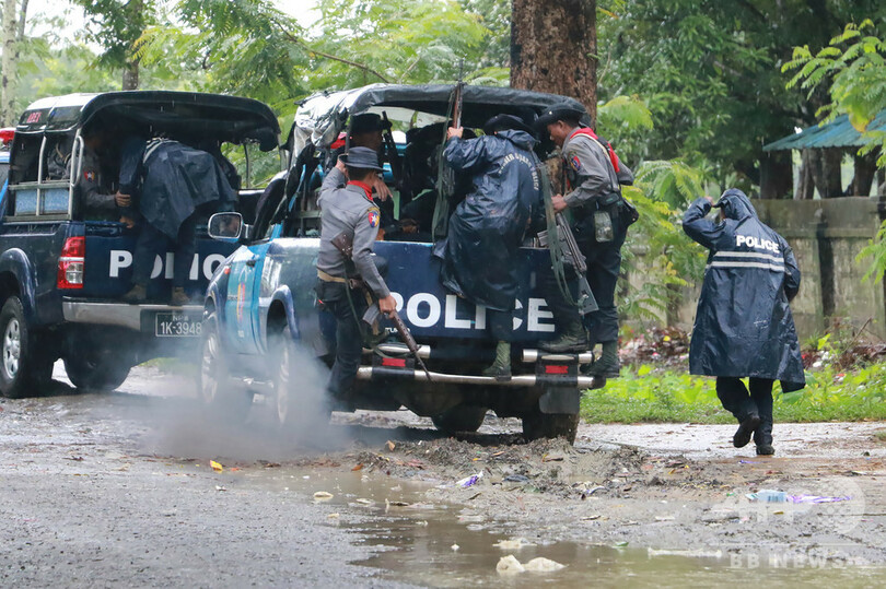 ミャンマー武装組織がフェリー襲撃、兵士や警官ら40人超を拉致 西部ラカイン州