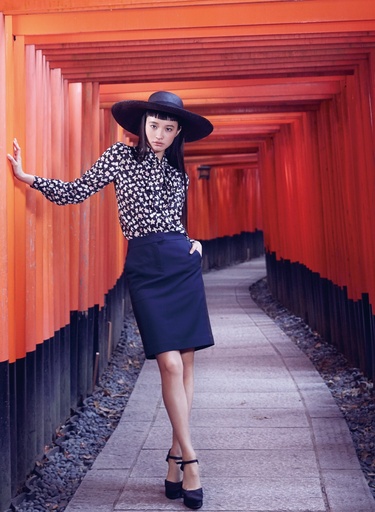 【LIMITED EDITION by KARL LAGERFELD】スーツ img_ac38ffb217ce498d91da86921e