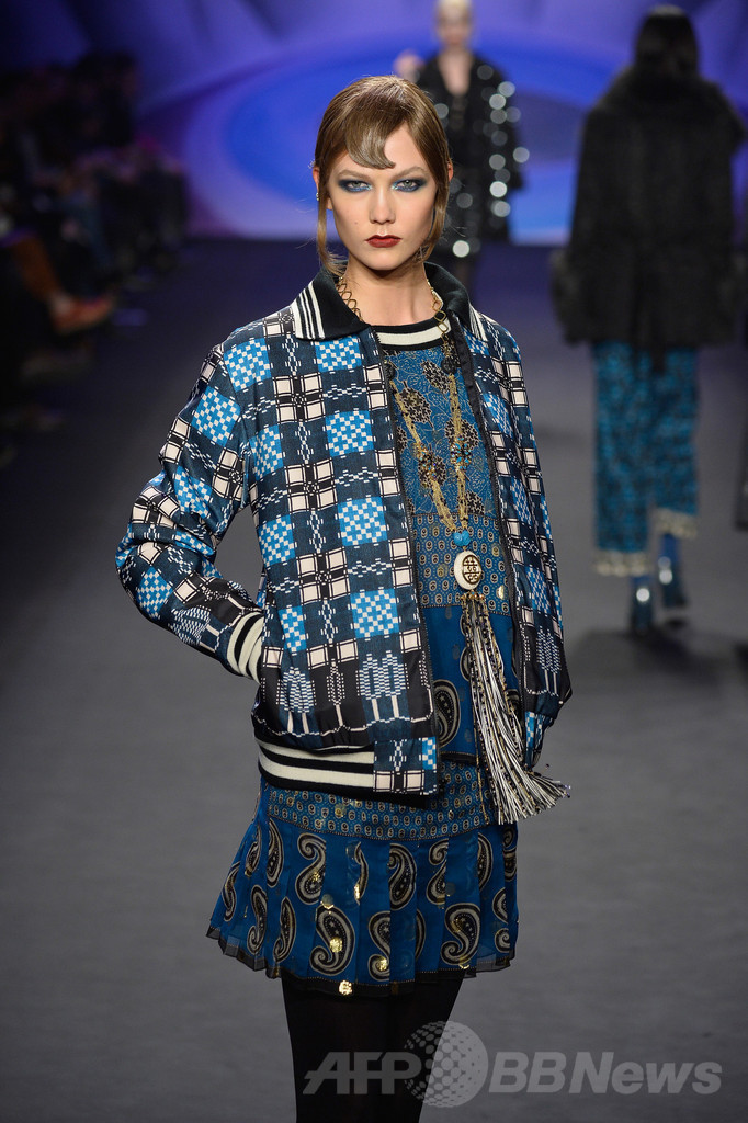  ＜14/15年秋冬NYコレクション＞アナ スイ