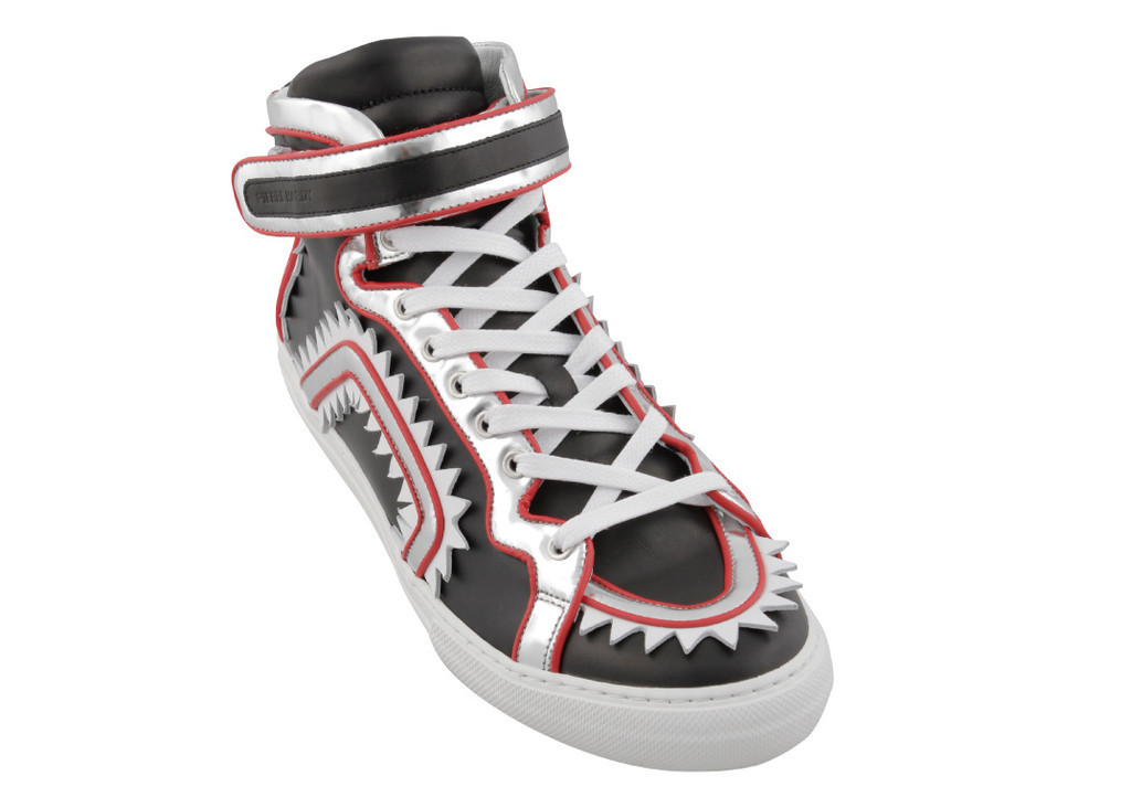 「ピエール アルディ」世界500足限定、最新スニーカー発売へ