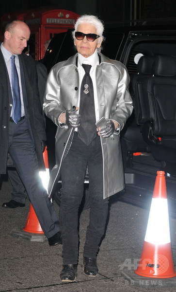 カール、ケンダル・ジェンナーとの初対面で失礼な態度？