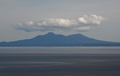 北海道の羅臼国後展望塔から見える国後島（2018年10月10日撮影）。(c)Kazuhiro NOGI / AFP