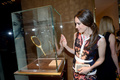 「ブルガリ（BVLGARI）」ビバリーヒルズ店で開催された展覧会オープニングイベントに出席した女優のルイーズ・ロー（Louise Roe、2013年2月19日撮影）。(c)AFP/Getty Images/Michael Buckner