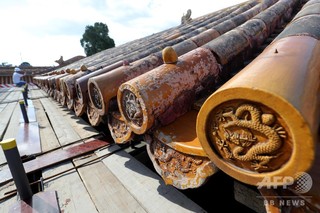 故宮修復中に乾隆帝時代の春節宮中演目表見つかる レンガと柱の間から 故宮修復中に乾隆帝時代の春節宮中演目表見つかる レンガと柱の間から