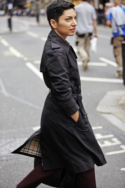 世界のファッショニスタはトレンチコートをどう着こなす バーバリーの アート オブ ザ トレンチ に注目 写真12枚 マリ クレール スタイル Marie Claire Style