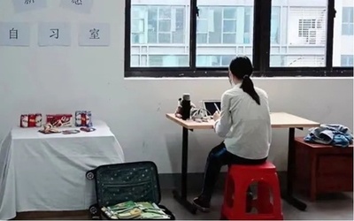 上海の二つの新型コロナ臨時病院、入院している生徒のために自習室を開設 