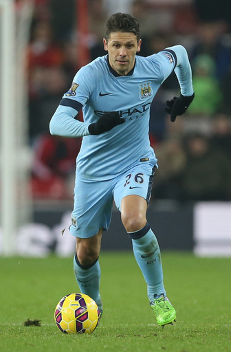 FA、マンCのベテランDFをサッカー賭博で告発