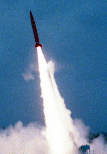 8日間で2度目、短距離ミサイル発射実験に成功 - パキスタン