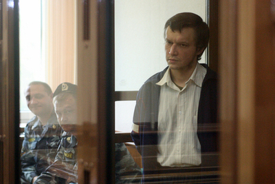 モスクワで連続殺人犯の公判開始へ　チェス盤になぞらえ64人の殺害を意図？