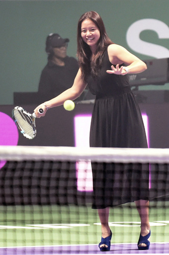 李娜、WTAツアー選手権の開会式に登場