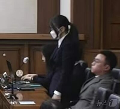 「壁に貼られた祈り」…韓国前ファーストレディが拘置所で支えにする“応援メッセージ”の数々