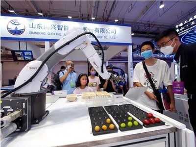 中国、世界最大のロボット応用市場に