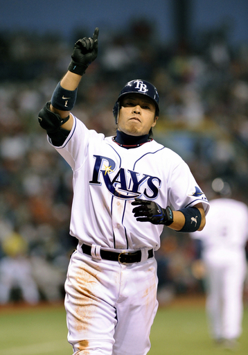 岩村 レッドソックス戦で決勝2点本塁打を放ち5連勝に貢献