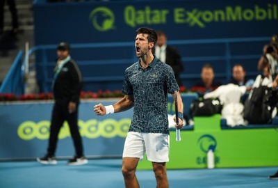 ジョコビッチが連日の逆転勝利で4強、弟との複は敗退 カタールOP