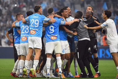 ボルドー 財政問題で3部まで降格 仏サッカー 写真3枚 国際ニュース Afpbb News ボルドー 財政問題で3部まで降格 仏サッカー 写真3枚 国際ニュース Afpbb News