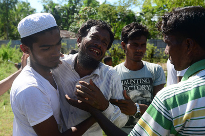 バングラのロヒンギャ難民、家族との30年越しの再会かなわず 転覆事故