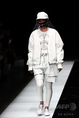 東京のランウエーで見たジェンダーレスのトレンド 写真8枚 ファッション ニュースならmode Press Powered By Afpbb News 東京のランウエーで見たジェンダーレスのトレンド 写真8枚 ファッション ニュースならmode Press Powered By Afpbb News