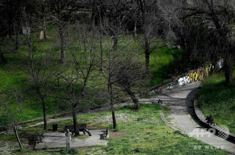 イタリアの死者数、一転して大幅増に 新型コロナ