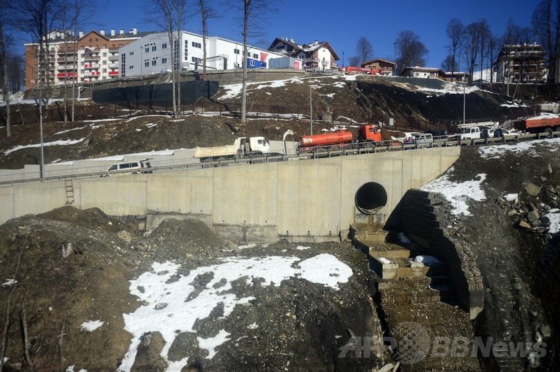 ソチ五輪建設作業員への賃金未払い問題を調査、IOC