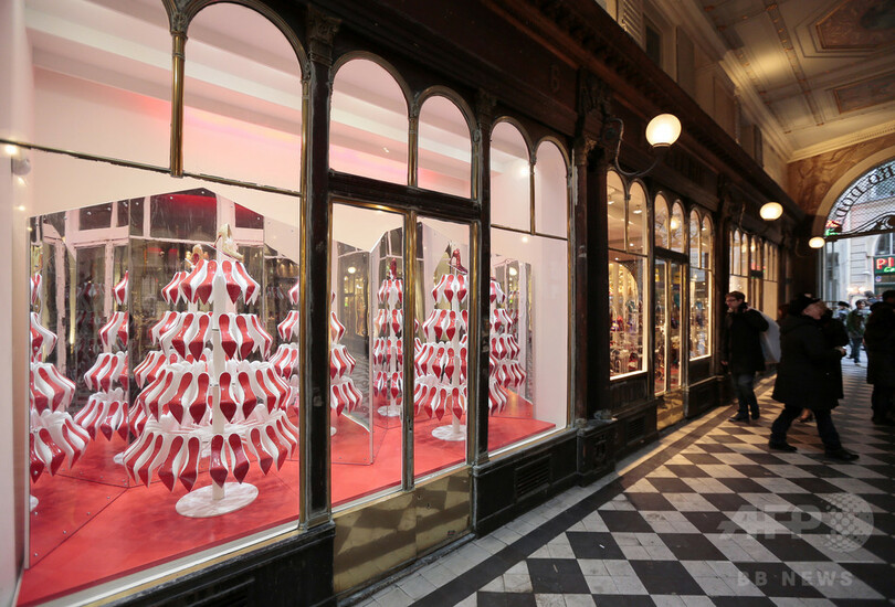 「クリスチャン ルブタン」の”レッド・ソール”、欧州司法裁判所で勝訴