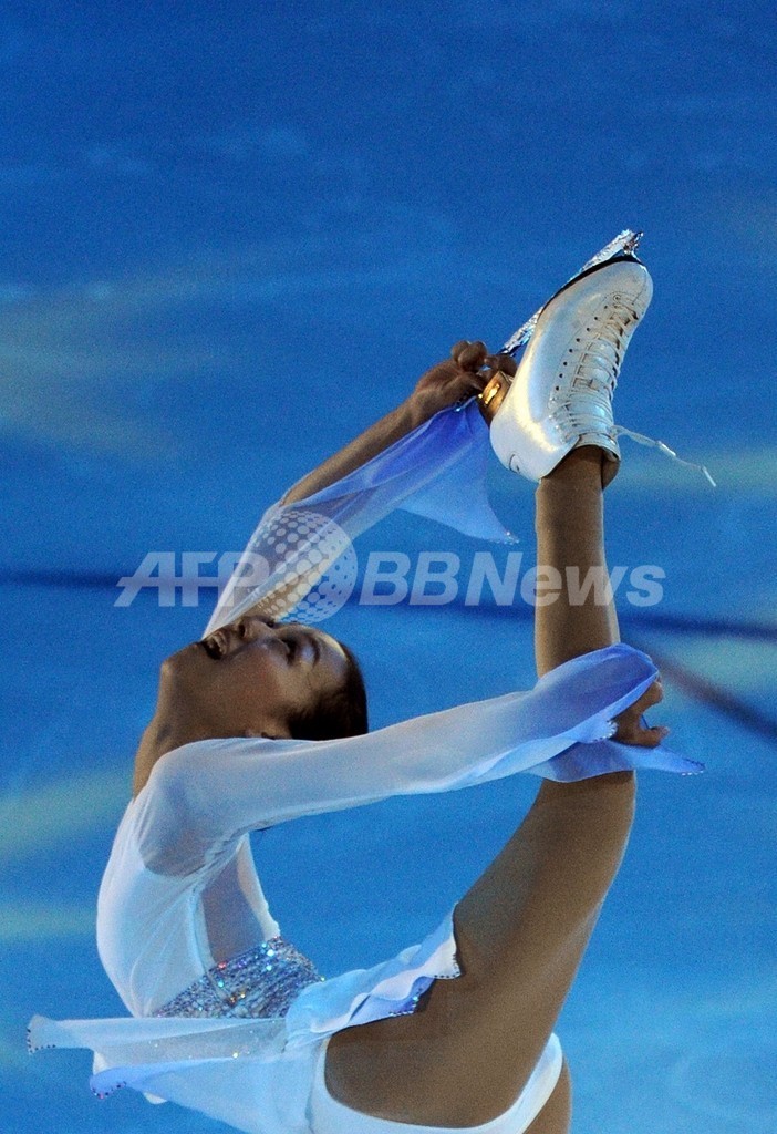 世界フィギュアで王座奪還を狙う浅田真央 写真1枚 国際ニュース Afpbb News