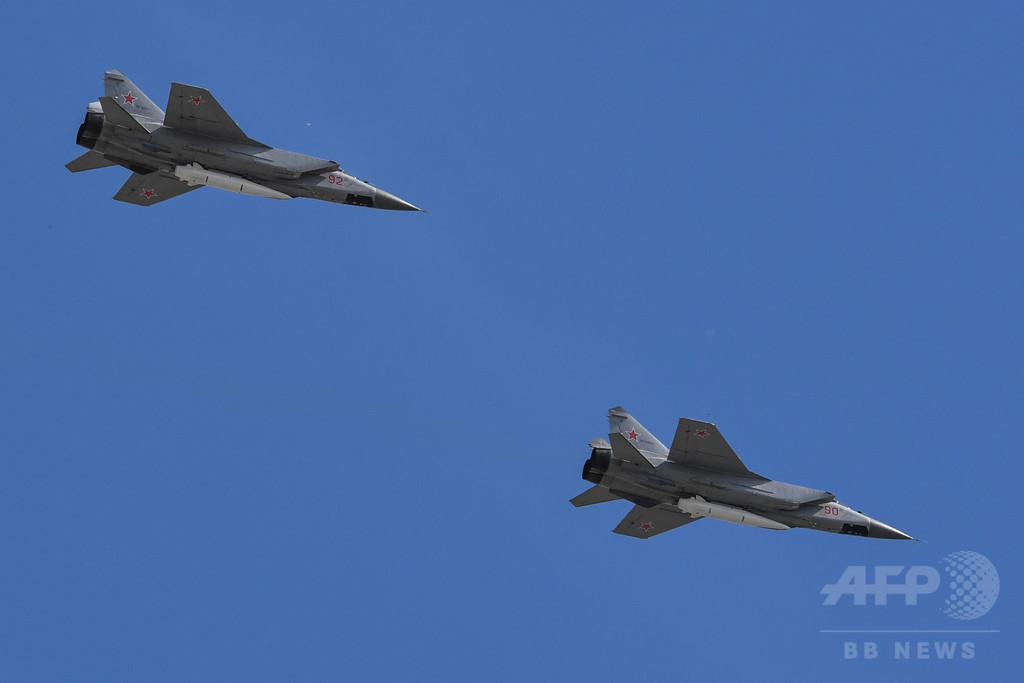 極超音速ミサイルで「米との軍事的均衡維持」、プーチン氏が自信示す 極超音速ミサイルで「米との軍事的均衡維持」、プーチン氏が自信示す