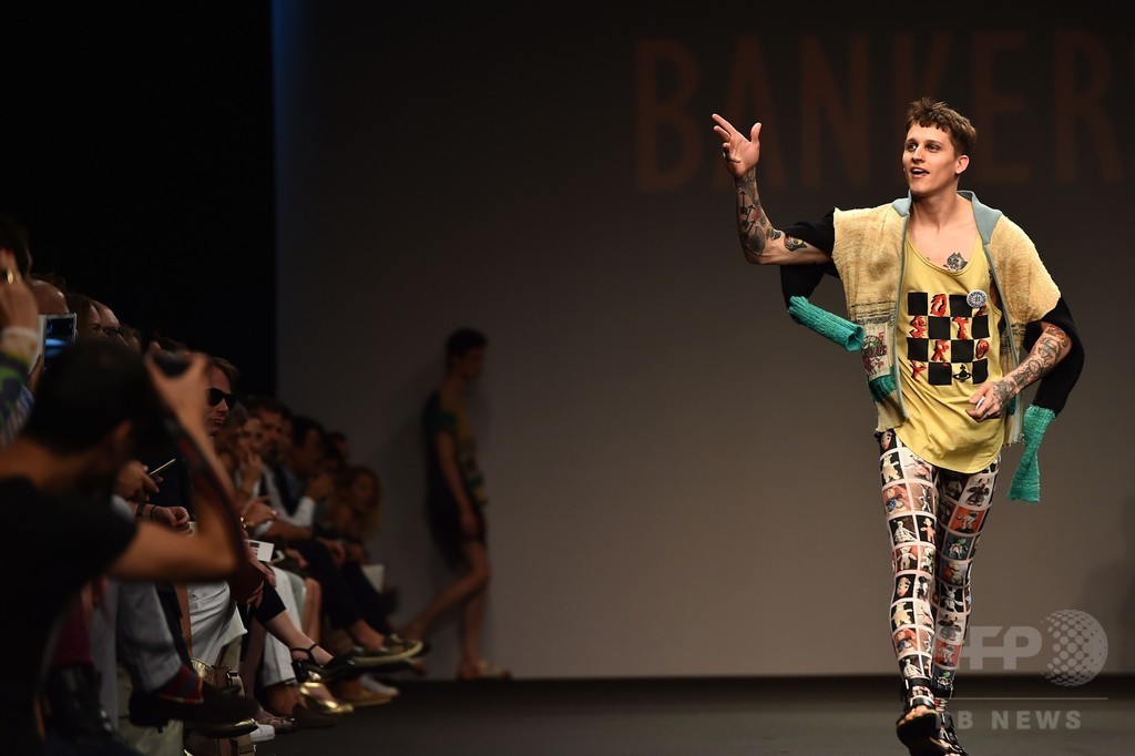 「ヴィヴィアン・ウエストウッド」16年春夏メンズ