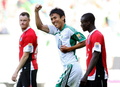 ハノーバー96（Hannover 96）戦で得点を決めて喜ぶVfLボルフスブルク（VfL Wolfsburg）の長谷部誠（Makoto Hasebe、2009年9月26日撮影）。(c)AFP/DDP/RONNY HARTMANN