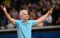 チャリティーマッチに臨むジョン・マッケンロー（John McEnroe）氏（2013年11月17日撮影）。(c)AFP/Toru YAMANAKA