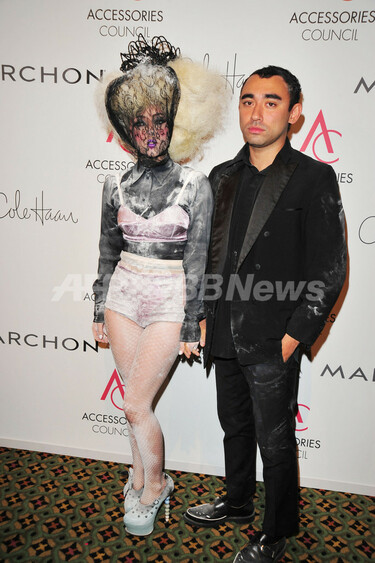 超希少　ミュグレー　ニコラ・フォルミケッティデザインmugler 今「ミュグレー」がセレブを熱狂させる理由とは？ “先見の明”と