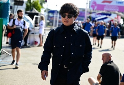 角田裕毅、来季もアルファタウリ残留