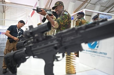 「手頃な」印製兵器、アフリカ市場に照準