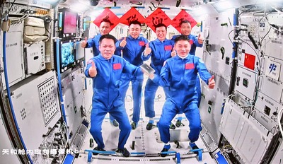 中国有人宇宙船「神舟18号」の3飛行士、宇宙ステーション入り