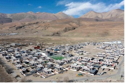 チベット・ティンリ県：震災から1年 ここに新たな顔が・中国