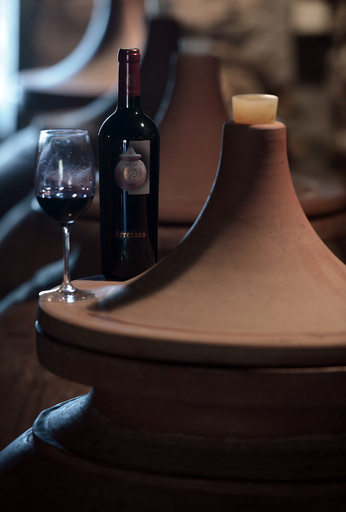 初デートで泥酔、ウォーホル絵画にワインぶちまけ逮捕　米テキサス