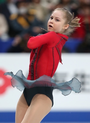 女子シングル総合2位のリプニツカヤ、世界フィギュア