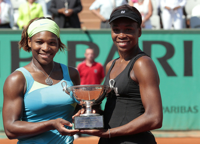 ウィリアムス姉妹が年間グランドスラム、全仏オープン