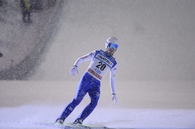 伊東が2位で今季初の表彰台、ジャンプW杯男子
