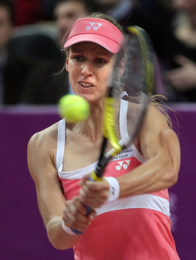 デメンティエワ ボンダレンコを破り準決勝へ