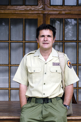 コンゴ国立公園所長が胸撃たれ重傷、待ち伏せ攻撃か