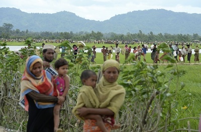 米、ミャンマーへの軍事支援縮小 ロヒンギャ迫害で個人の制裁も