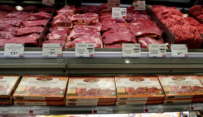 子どもに食肉加工施設の清掃 米、衛生管理会社に罰金