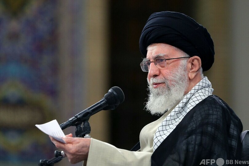 イラン当局、ハメネイ師のめい逮捕 政権批判受け