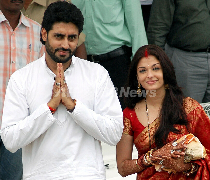 インドの映画女優アイシュワリヤ ライも キスシーンで裁判所から出頭命令 インド 写真1枚 国際ニュース Afpbb News