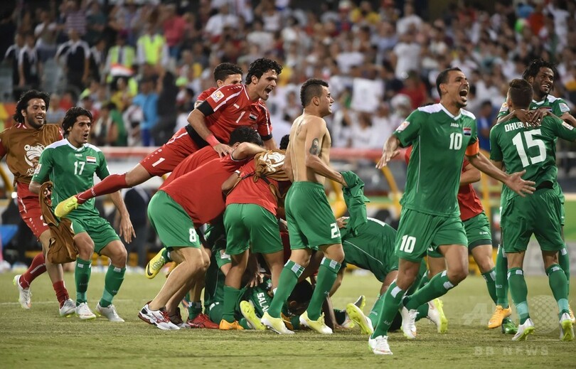 イラク Pk戦で因縁のイラン下し4強入り アジアカップ 写真10枚 国際ニュース Afpbb News