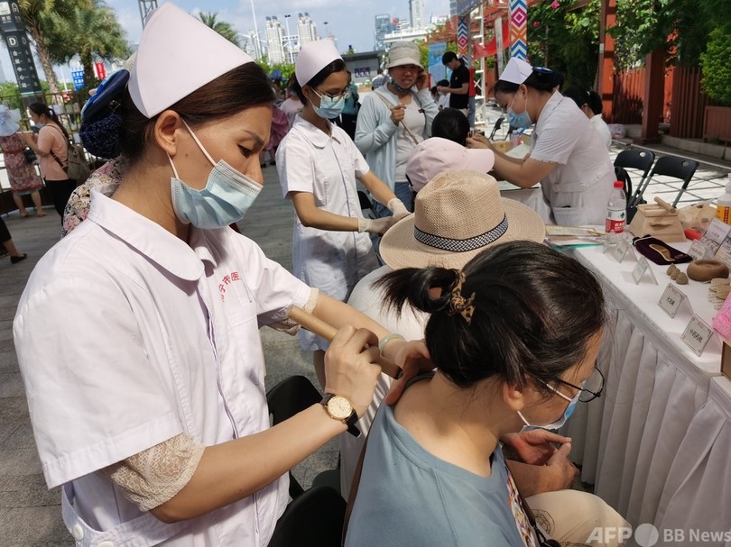 中国の若者がハマる「パンク式健康法」 肌をいたわり、連日徹夜